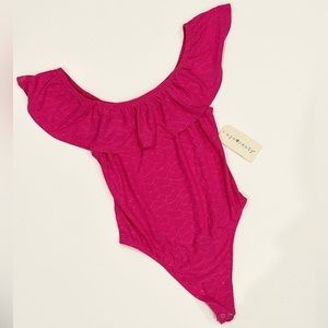 eye candy Pink Eyelet Bodysuit Off The Shoulder Ruffle Snap Closure Size Large